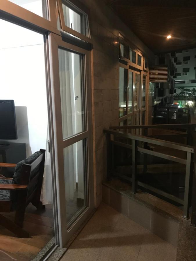 Wi-Fi, Ar Cond, Elevador, Predio Fte A Praia, Gar. Cabo Frio Bagian luar foto